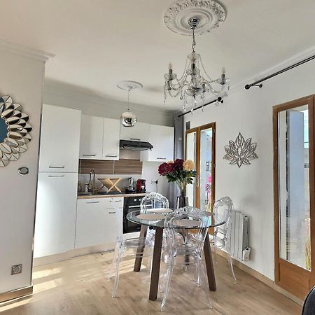 Appartement De Charme Avec Balcon Au Pied Des Commerces เบซิเยร์ ภายนอก รูปภาพ