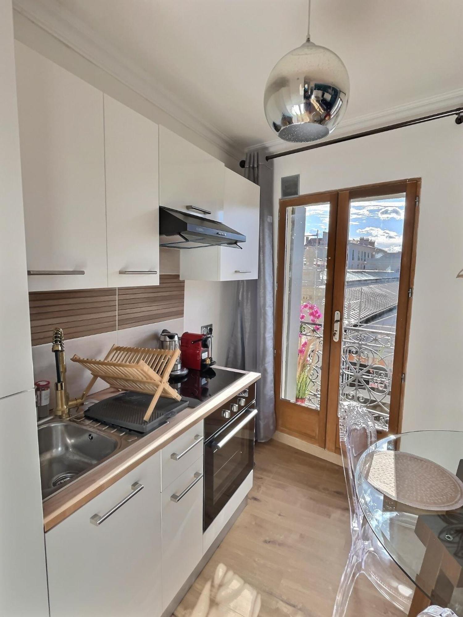 Appartement De Charme Avec Balcon Au Pied Des Commerces เบซิเยร์ ภายนอก รูปภาพ